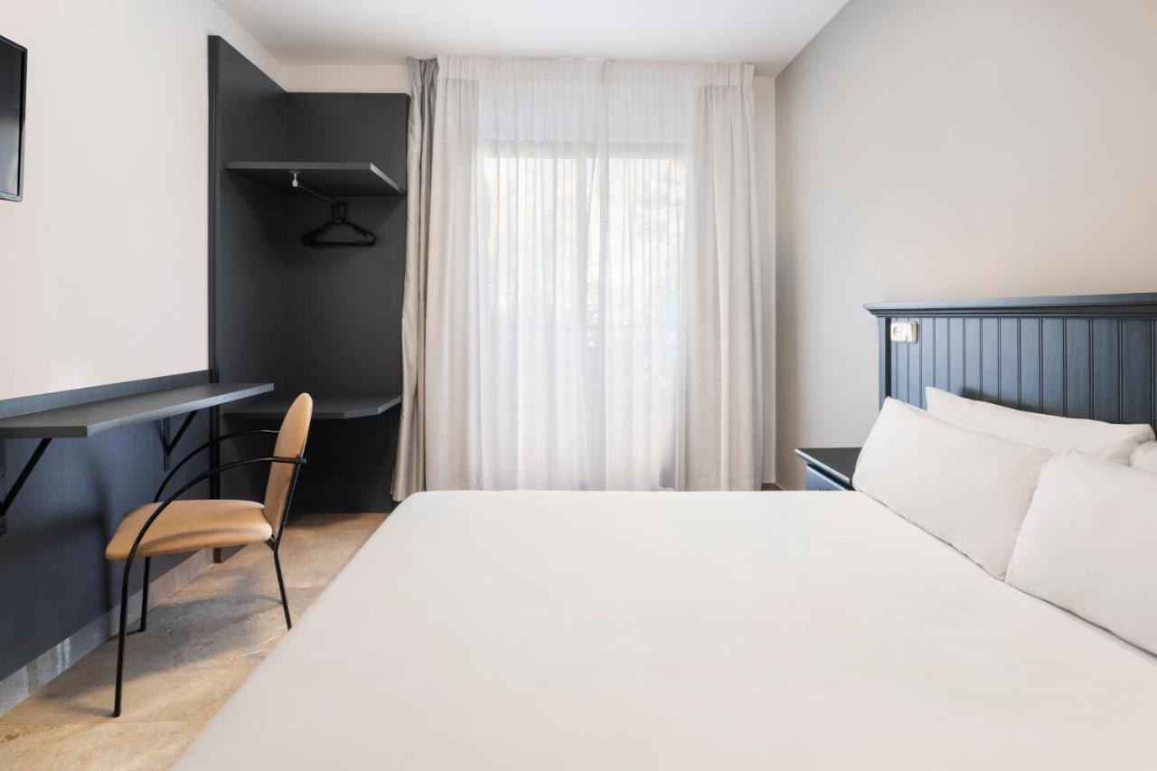 Hotel Victoria Valdemoro Exteriér fotografie