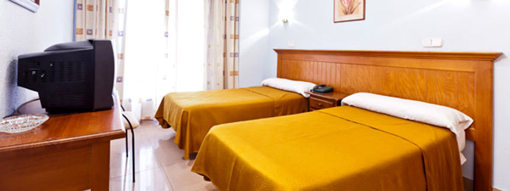 Hotel Victoria Valdemoro Exteriér fotografie